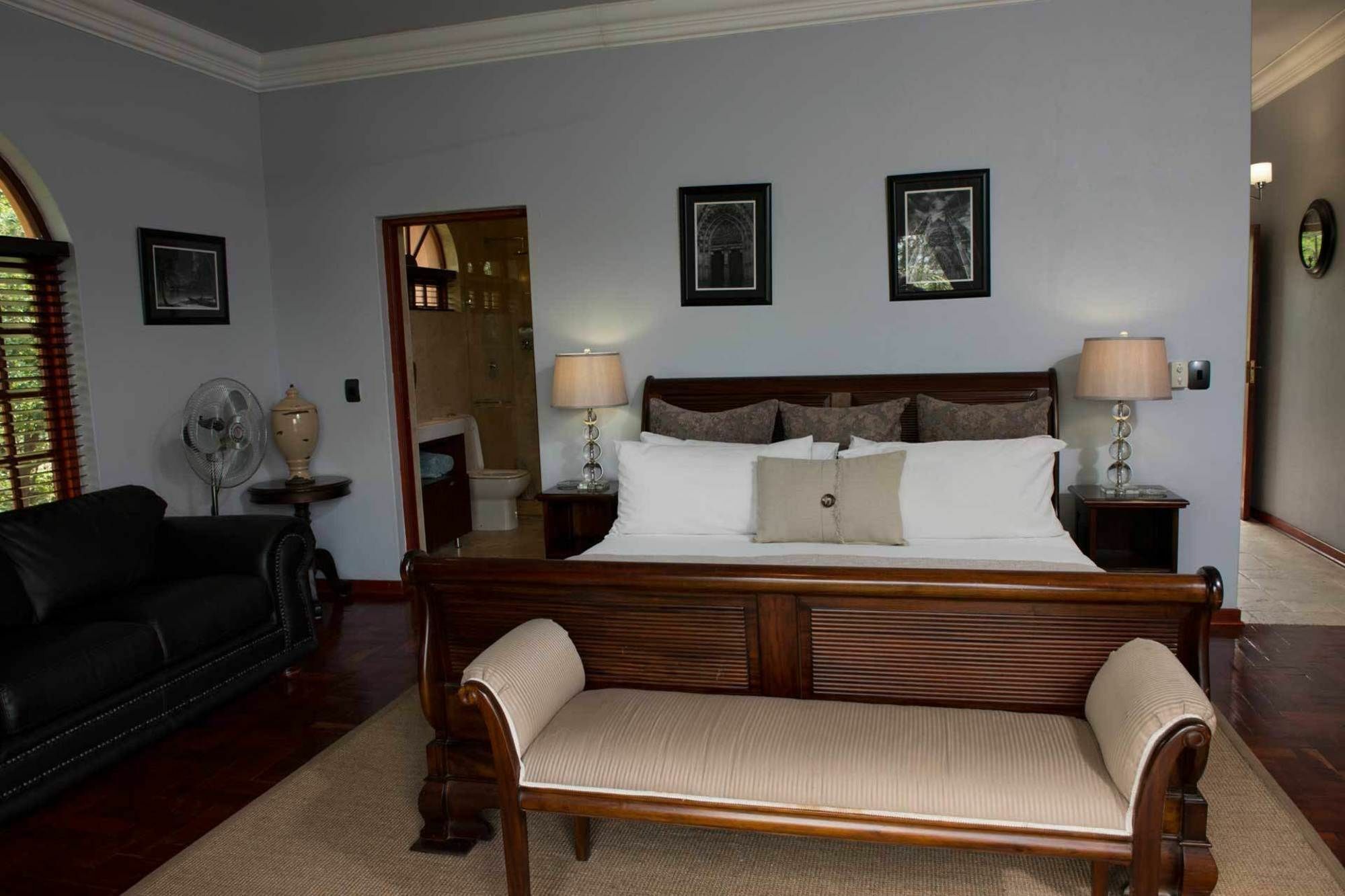 Tuareg Guest House 米德兰 外观 照片